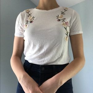 Aeropostale White Crew Neck Embroidered Top XS